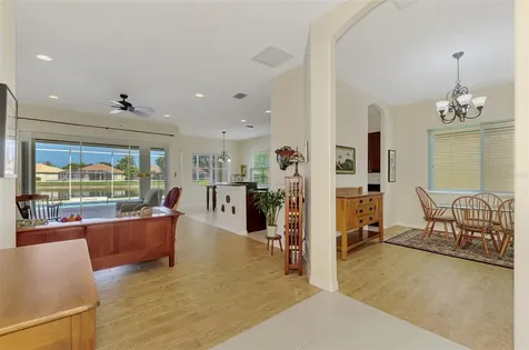 5153 Highbury Circle Sarasota FL 34238