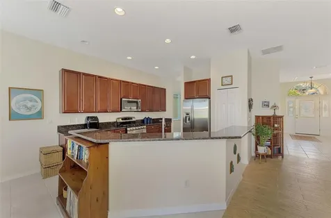 5153 Highbury Circle Sarasota FL 34238