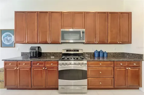 5153 Highbury Circle Sarasota FL 34238