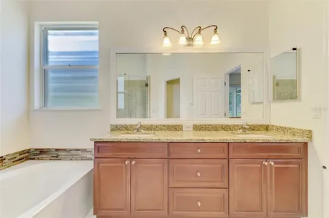 5153 Highbury Circle Sarasota FL 34238