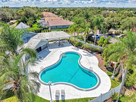 5153 Highbury Circle Sarasota FL 34238
