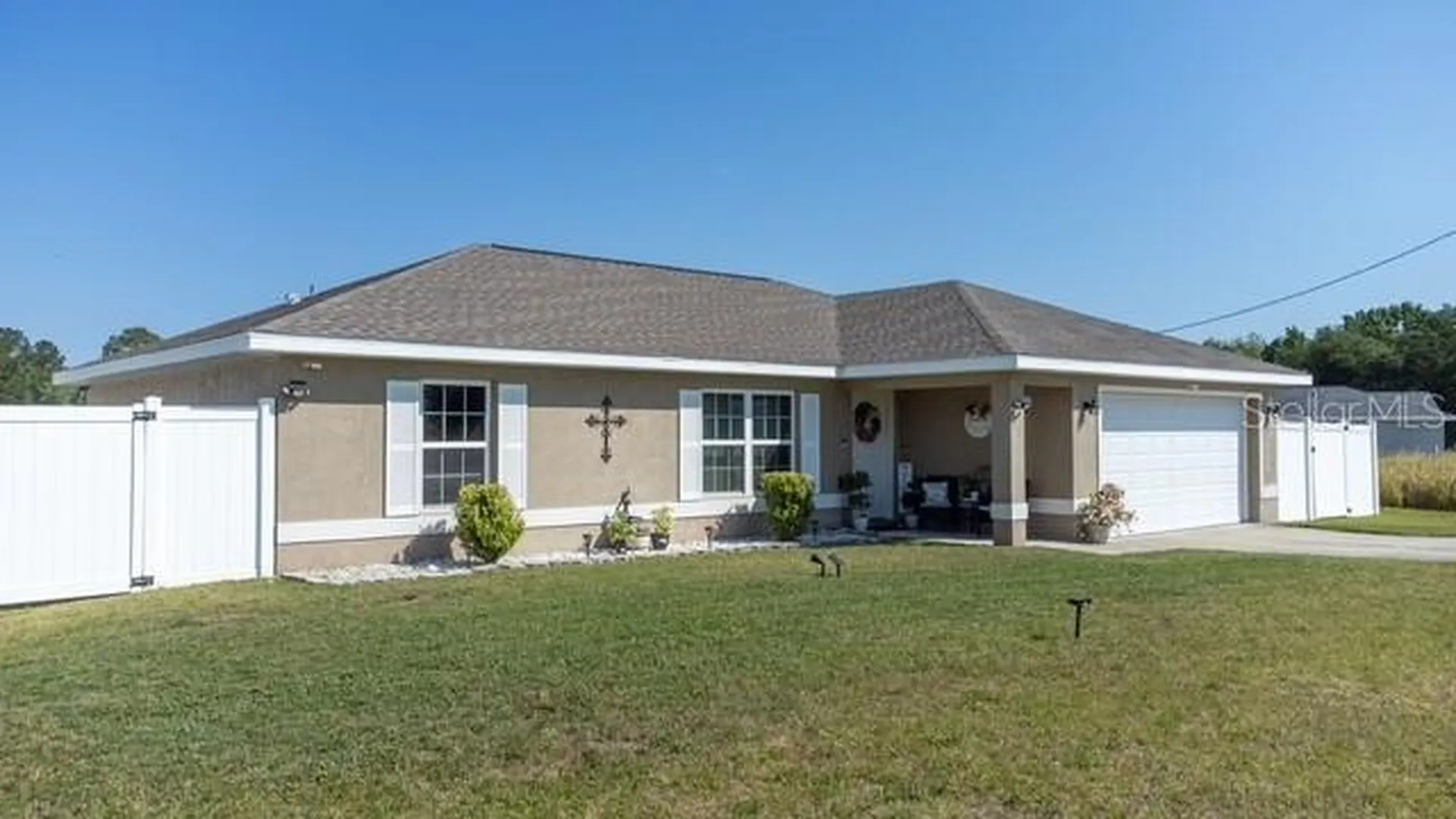 227 Oak Lane Loop Ocala FL 34472