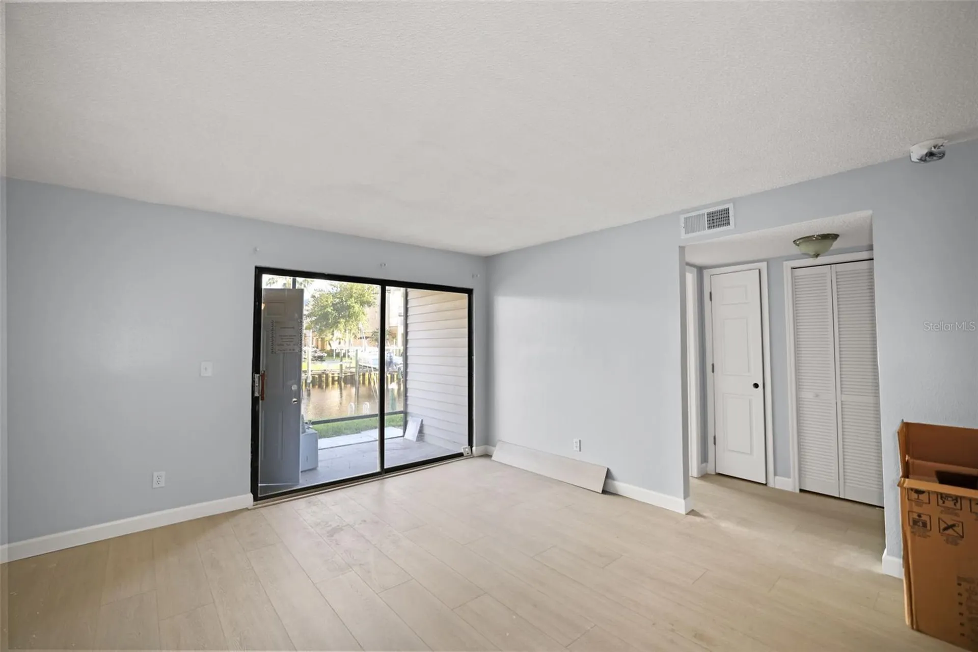 358 Moorings Cove Drive Tarpon Springs FL 34689