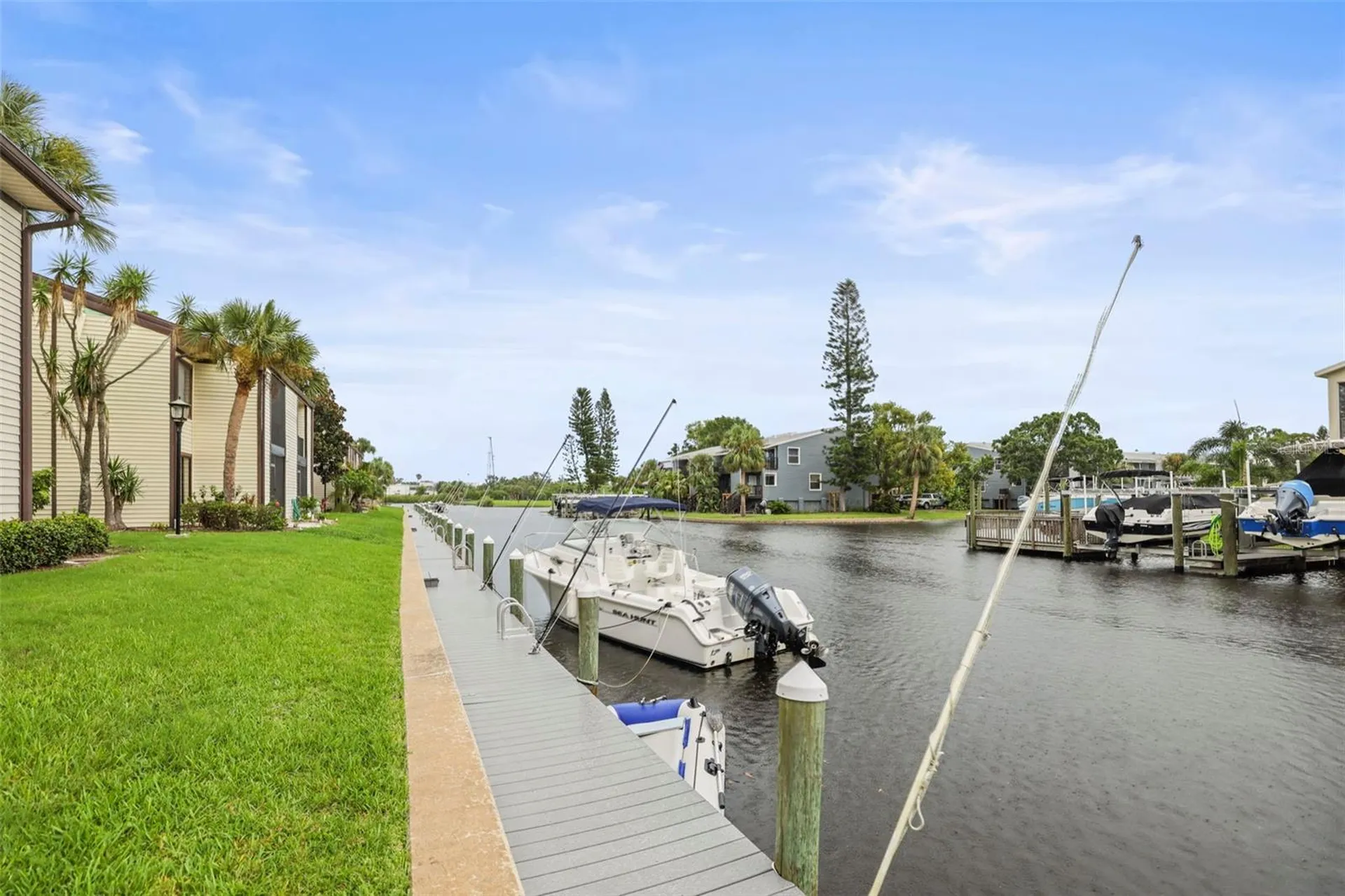 358 Moorings Cove Drive Tarpon Springs FL 34689