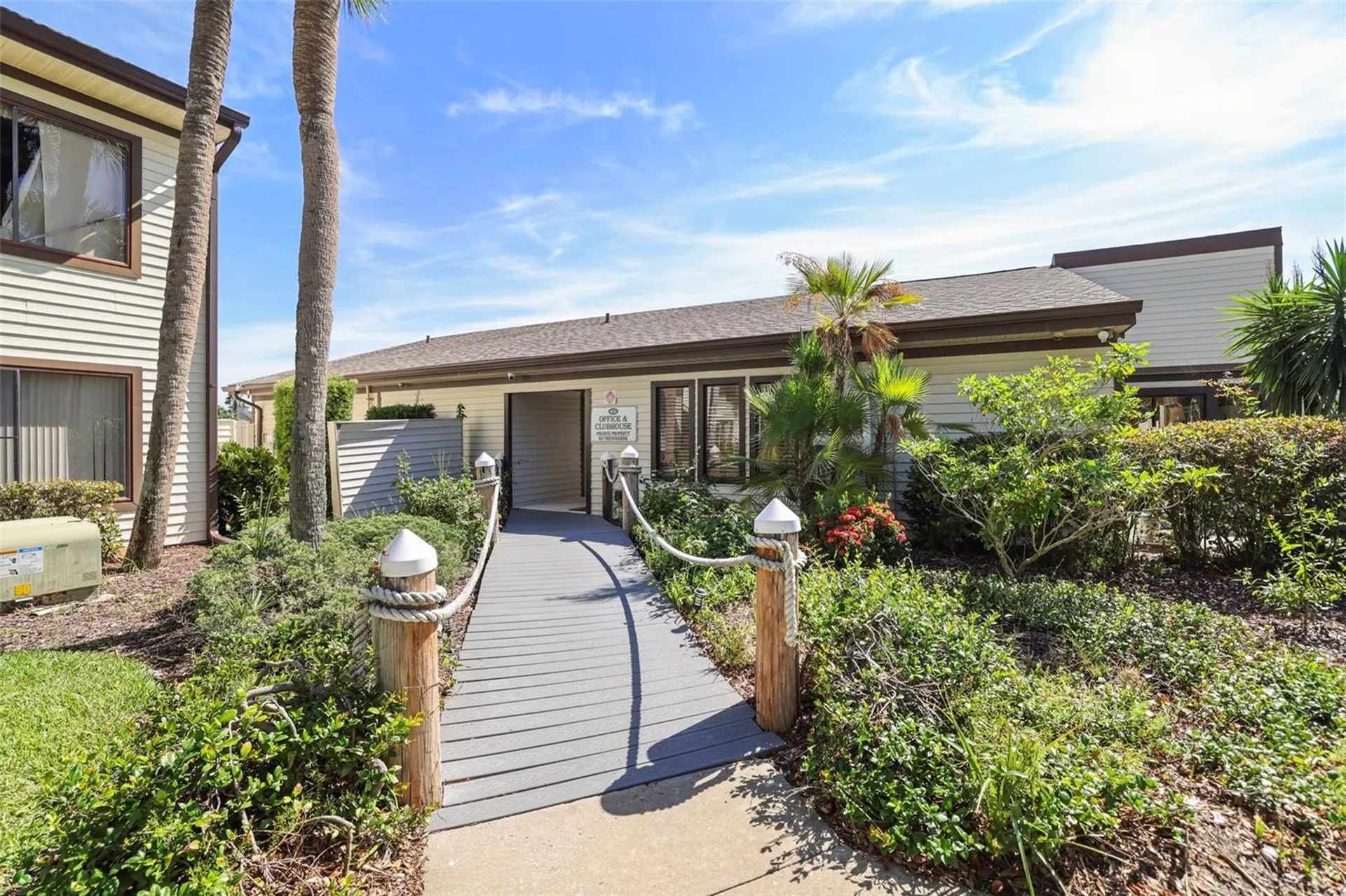 358 Moorings Cove Drive Tarpon Springs FL 34689
