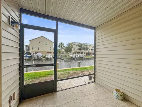 358 Moorings Cove Drive Tarpon Springs FL 34689