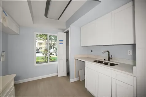 358 Moorings Cove Drive Tarpon Springs FL 34689