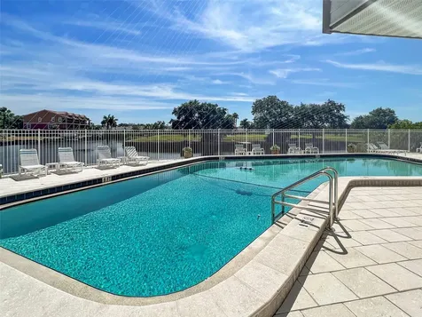 358 Moorings Cove Drive Tarpon Springs FL 34689