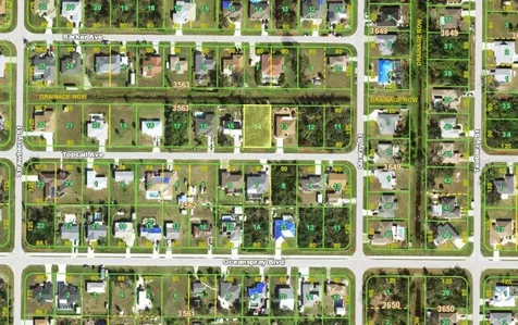 10226 Topsail Avenue Englewood FL 34224
