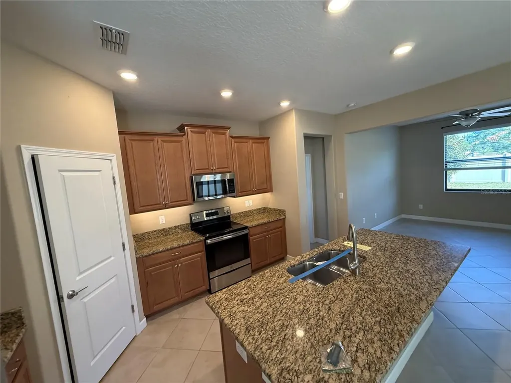16852 Scuba Crest Street Wimauma FL 33598
