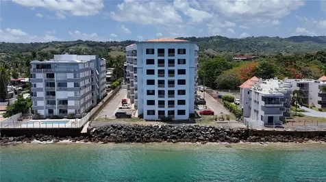 Condominiom Victoria Del Carr 429 Km .5 Interior Oeste Barrio Calvache Rincon PR 00677