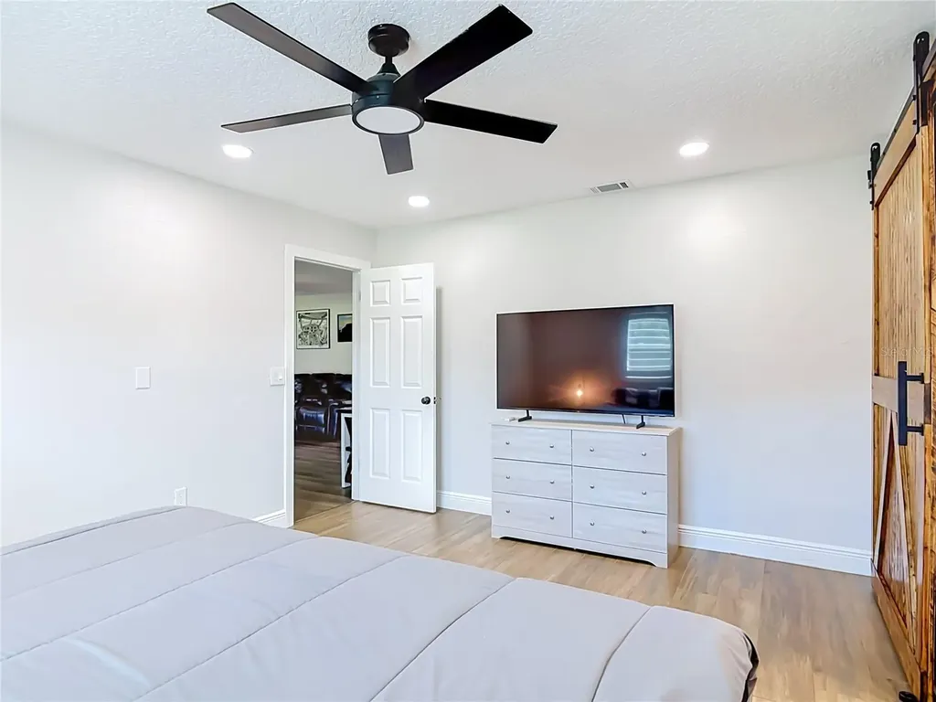 1690 N Clara Avenue Deland FL 32720