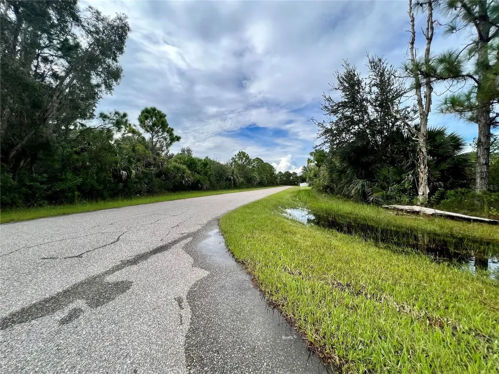 12068 Alumna Avenue Port Charlotte FL 33981