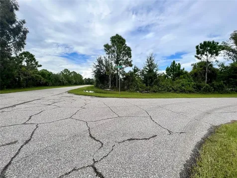 12068 Alumna Avenue Port Charlotte FL 33981