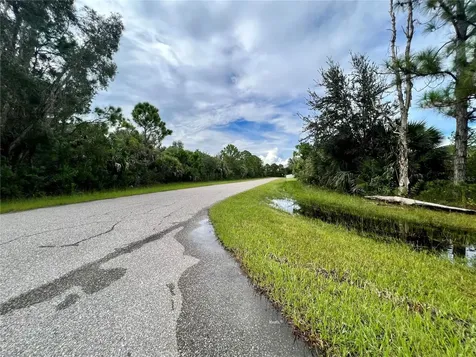 12068 Alumna Avenue Port Charlotte FL 33981