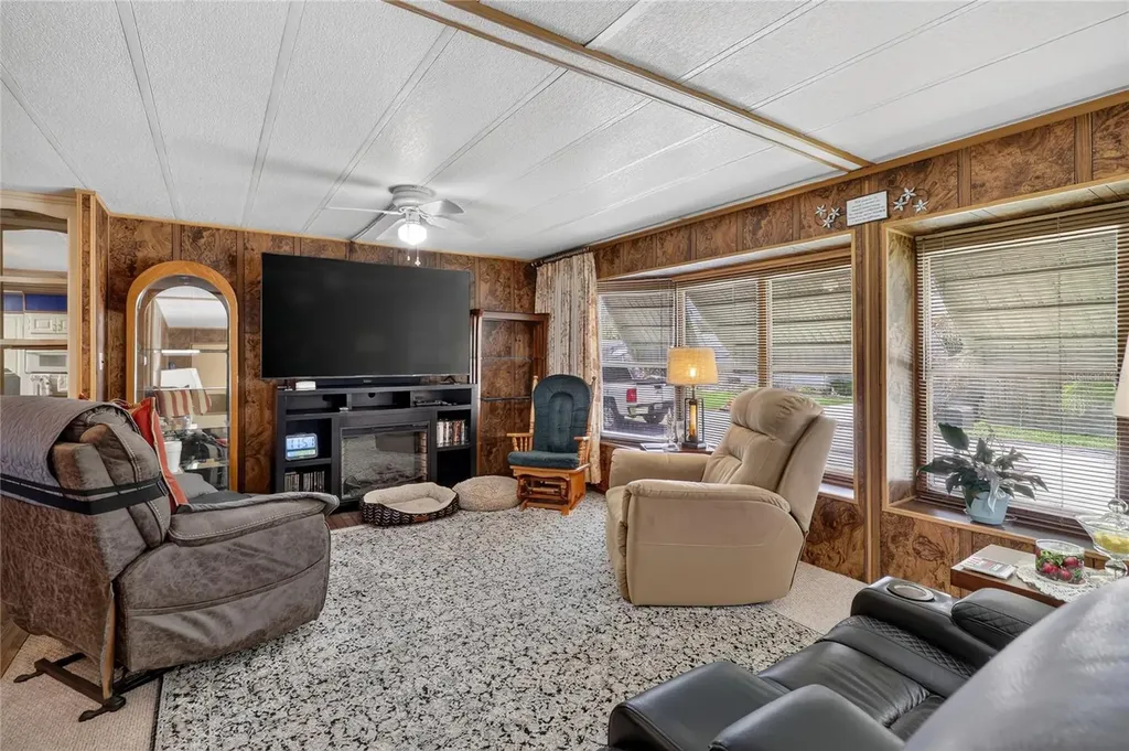 3586 Lazy Lake Drive N Lakeland FL 33801