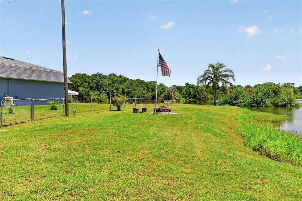 3586 Lazy Lake Drive N Lakeland FL 33801