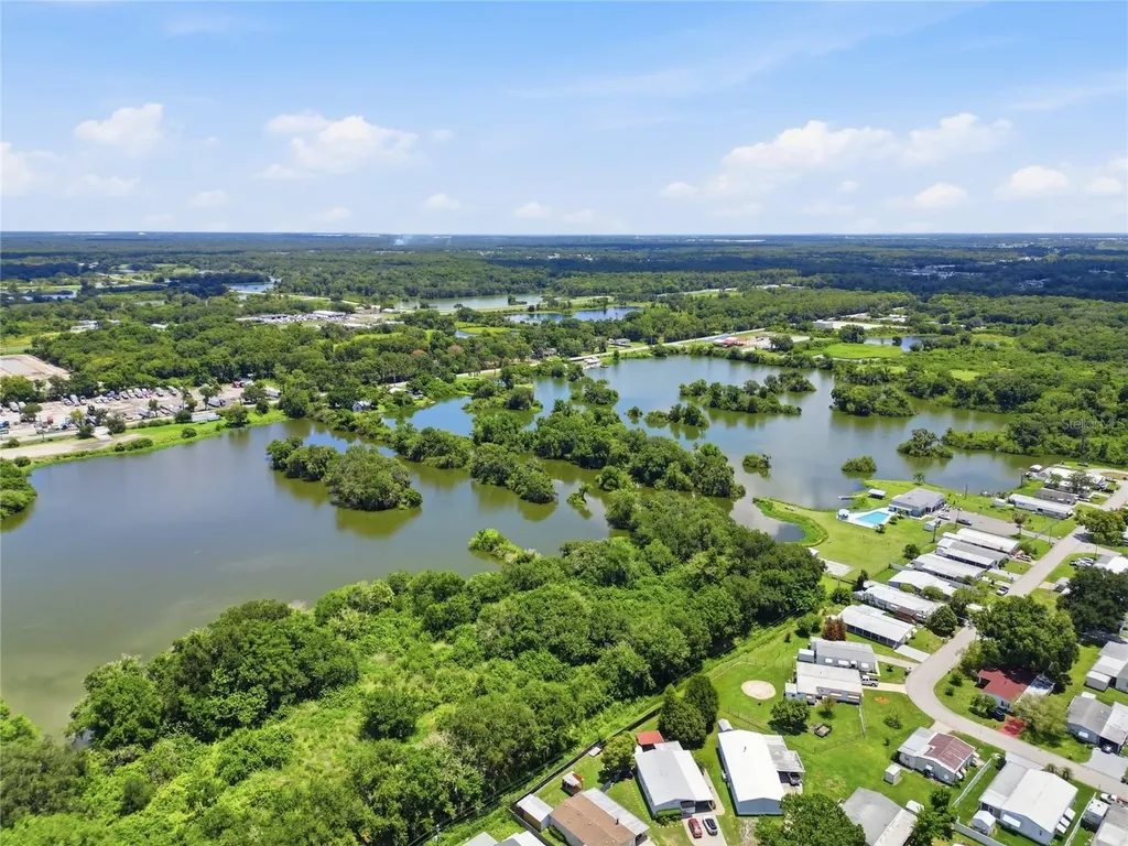 3586 Lazy Lake Drive N Lakeland FL 33801