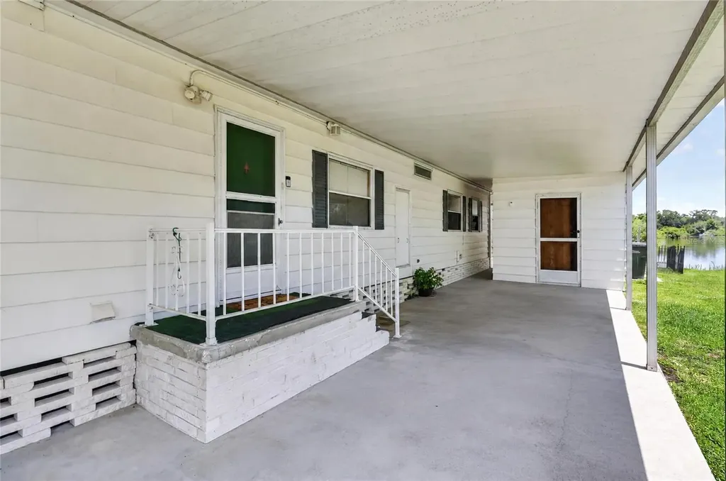 3586 Lazy Lake Drive N Lakeland FL 33801