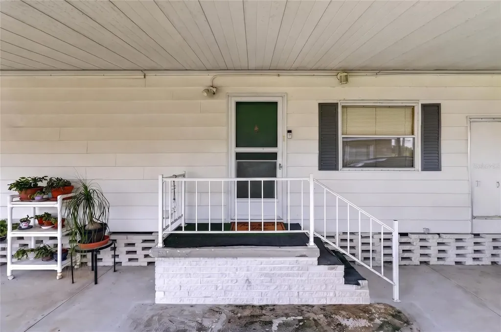3586 Lazy Lake Drive N Lakeland FL 33801