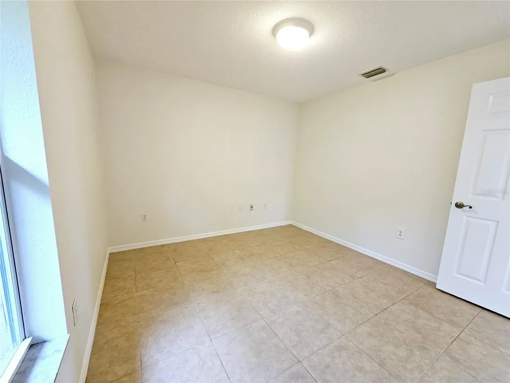 66 N Mccall Englewood FL 34223
