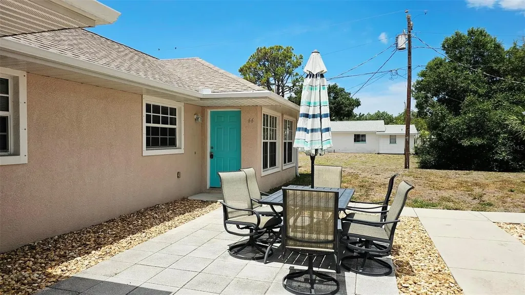 66 N Mccall Englewood FL 34223
