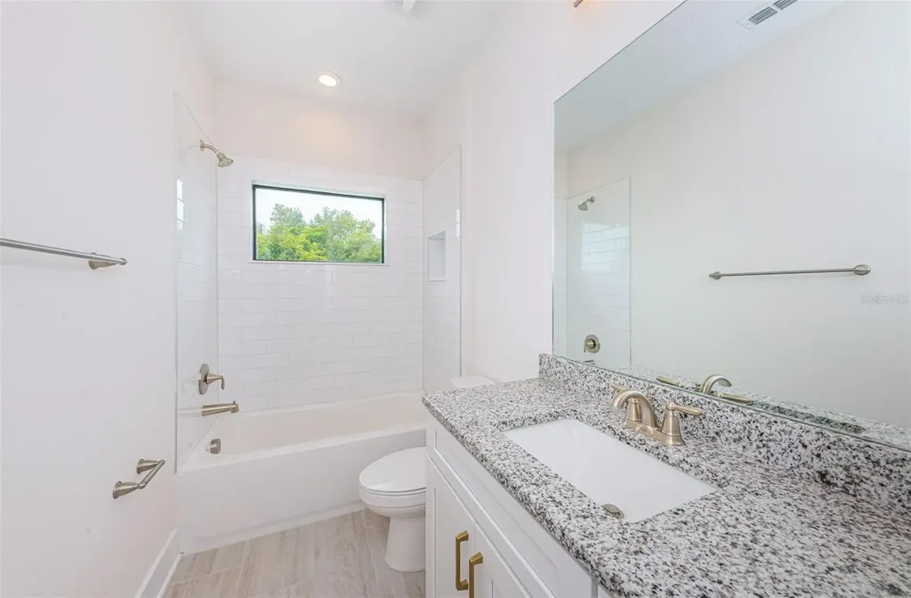 5964 Central Avenue New Port Richey FL 34653
