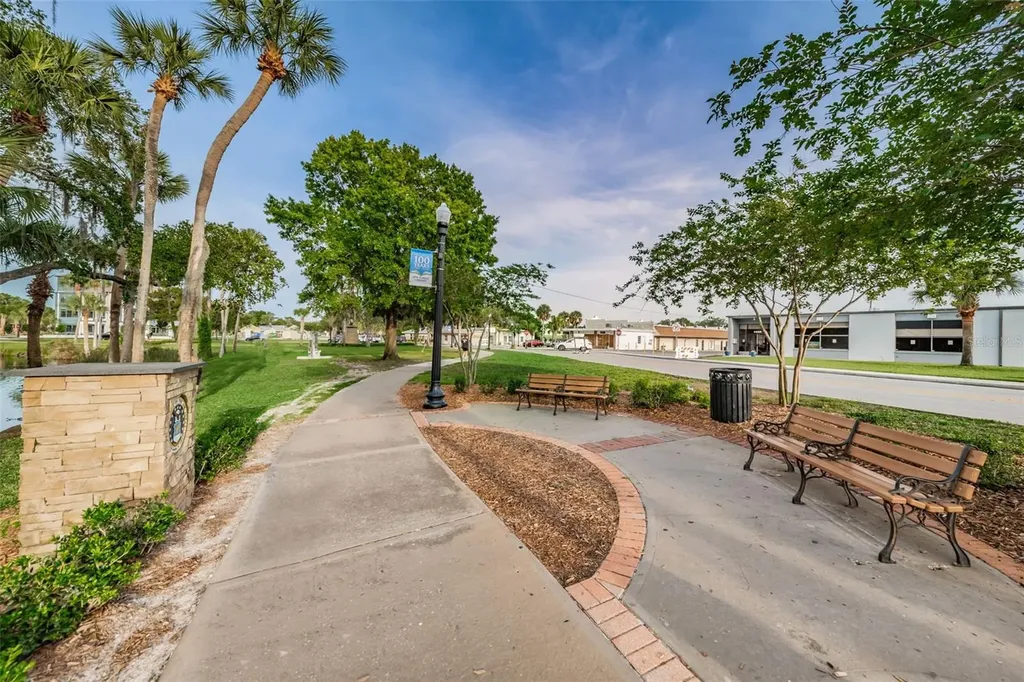 5964 Central Avenue New Port Richey FL 34653