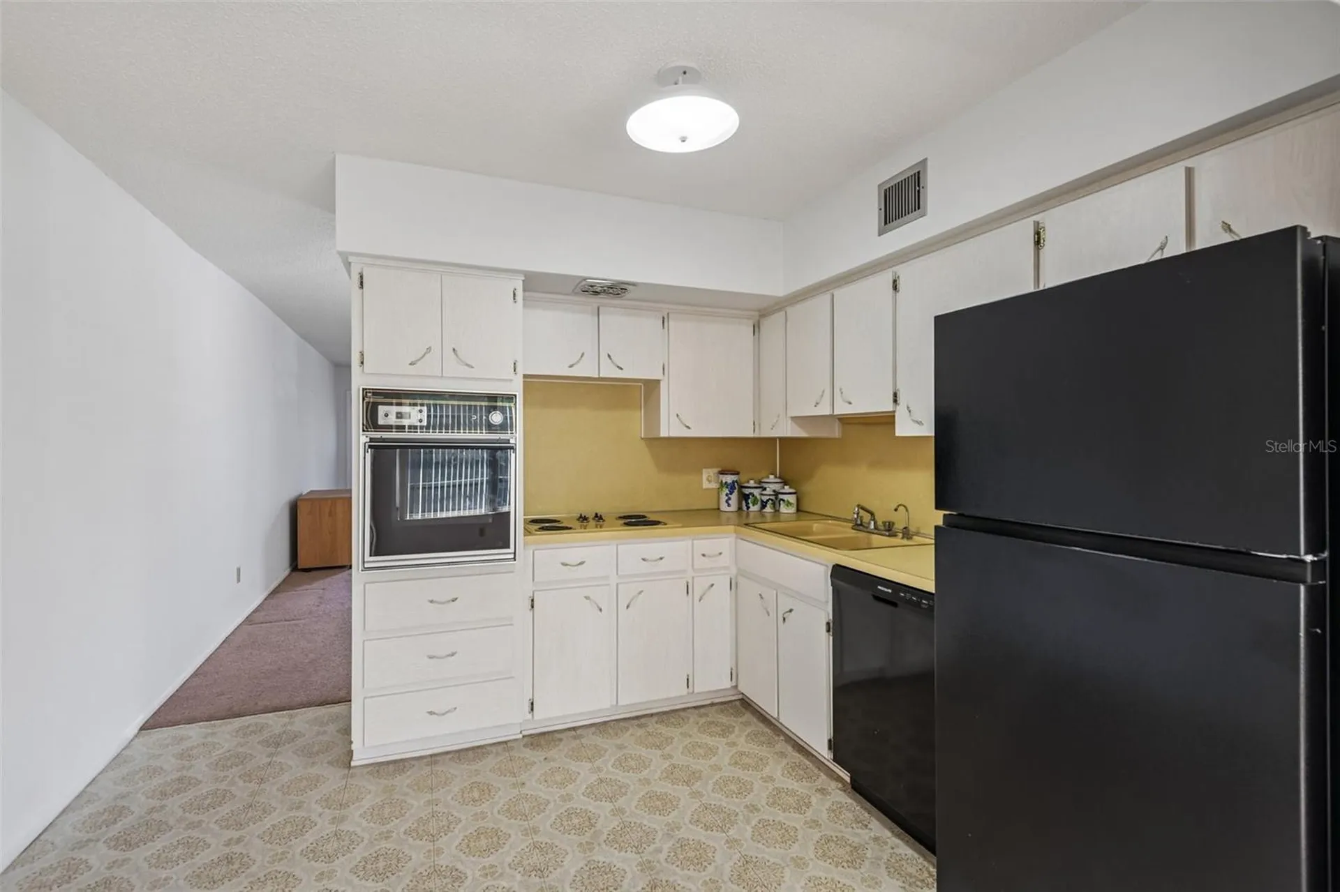 2460 Persian Drive Clearwater FL 33763