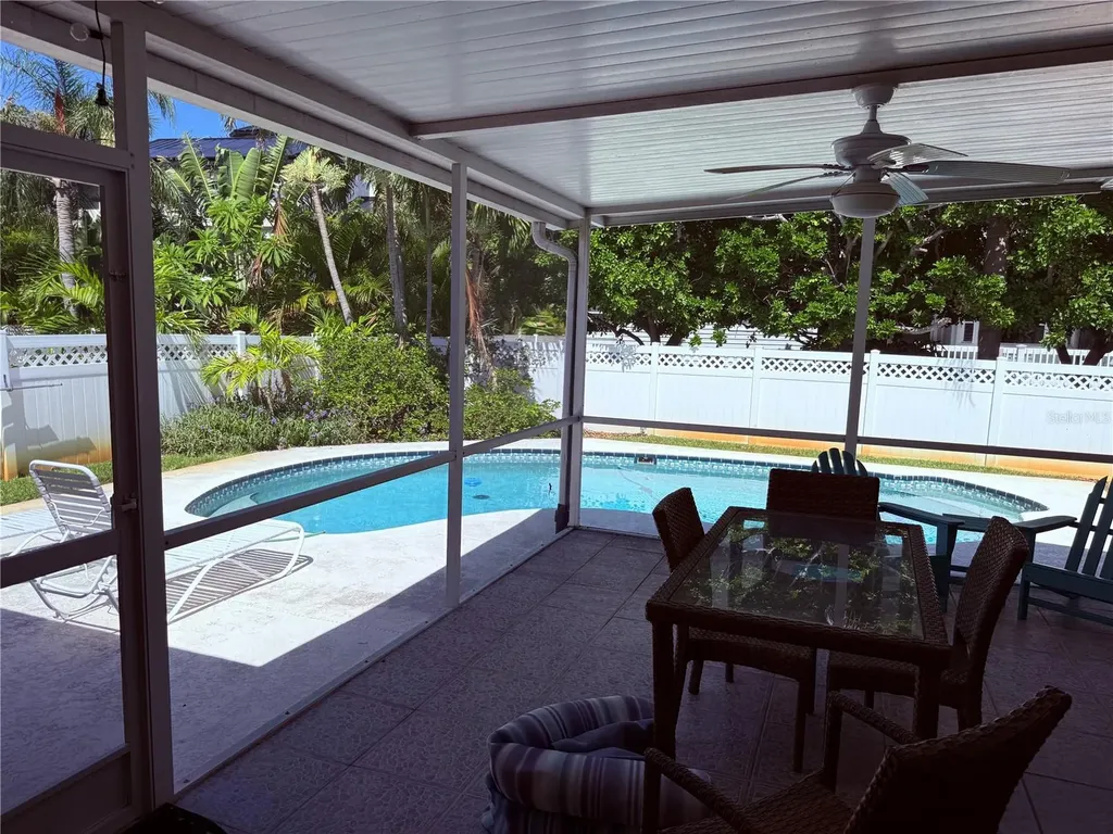 626 7th Avenue N Tierra Verde FL 33715