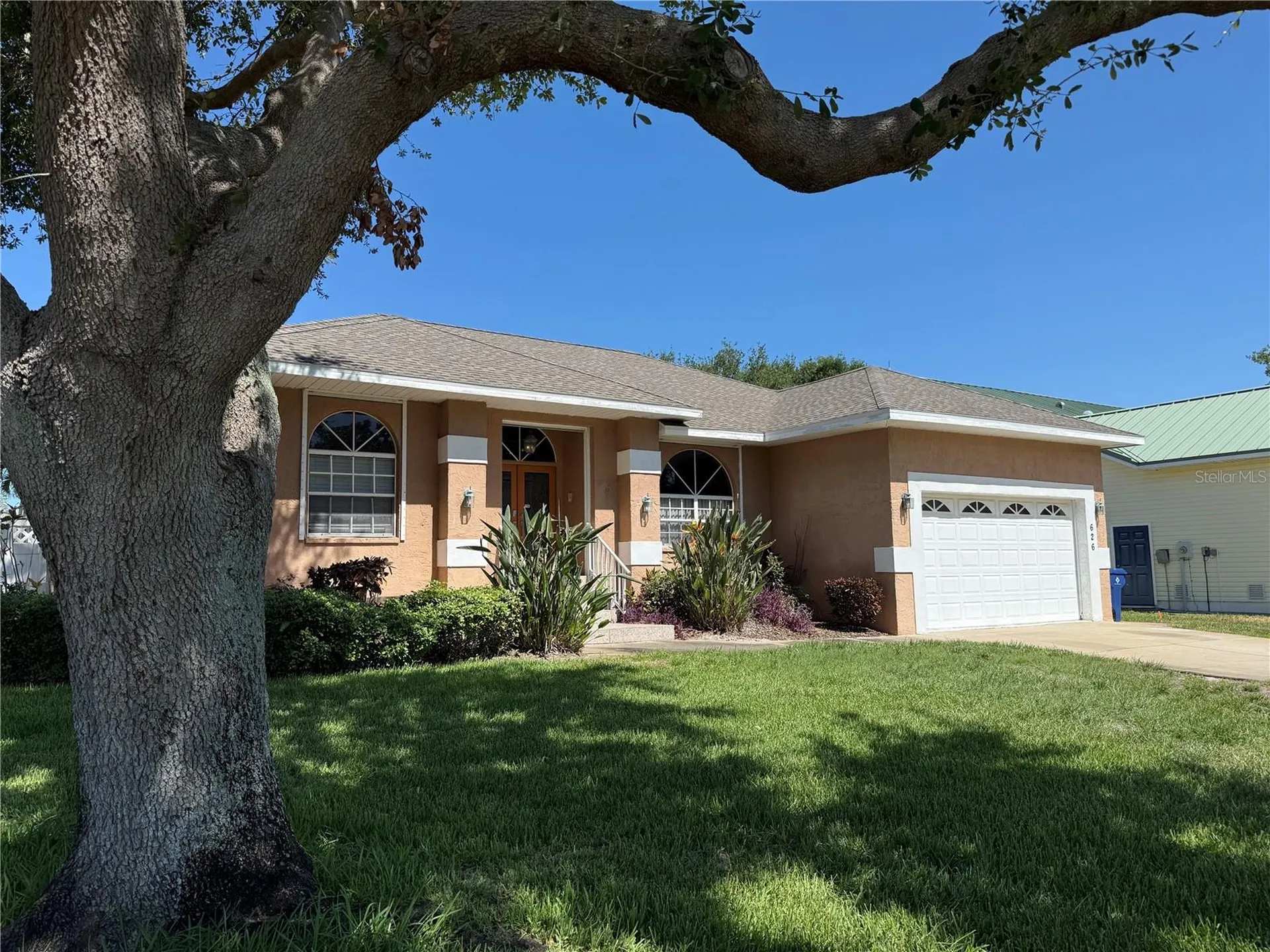 626 7th Avenue N Tierra Verde FL 33715
