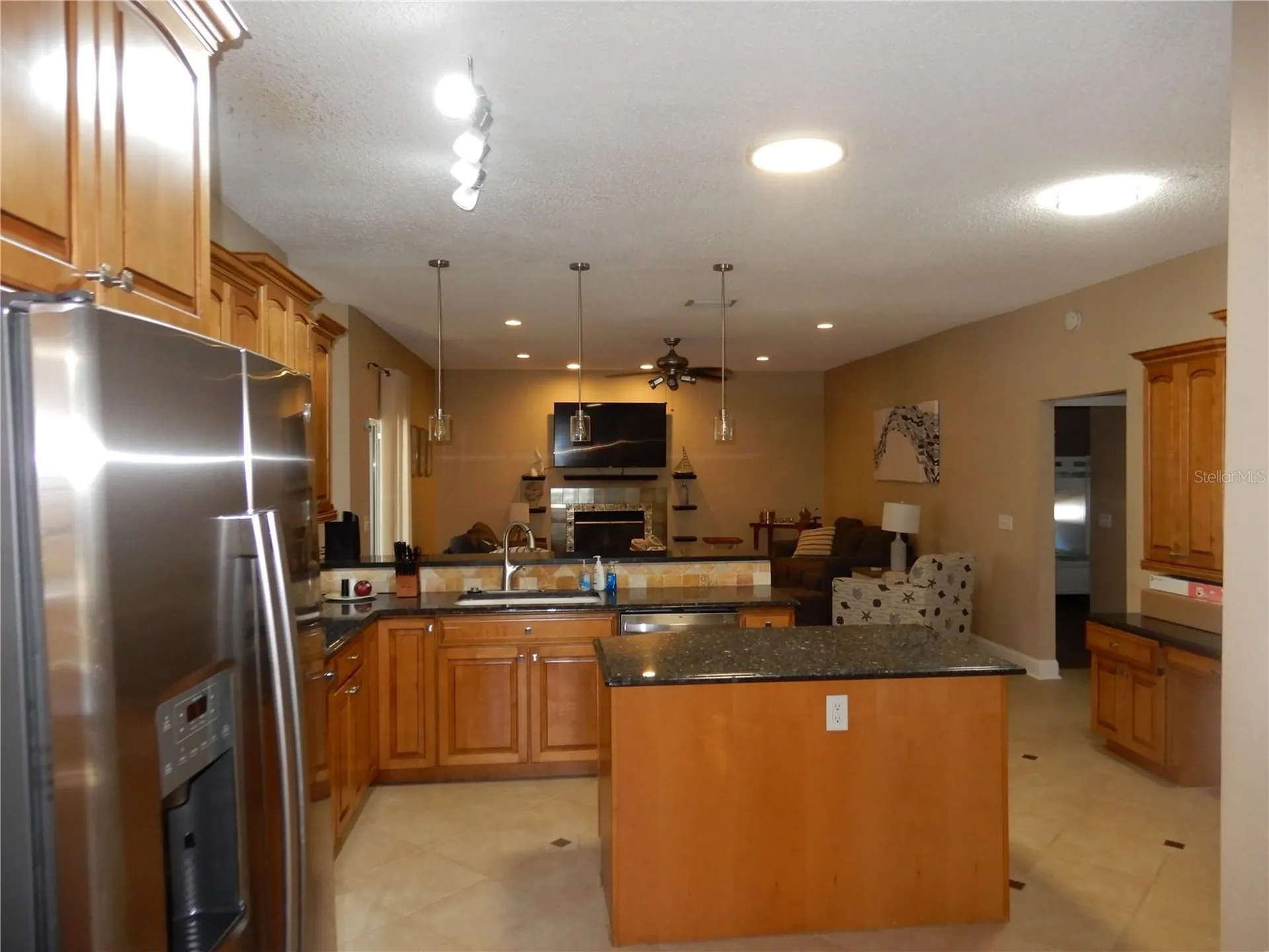 626 7th Avenue N Tierra Verde FL 33715