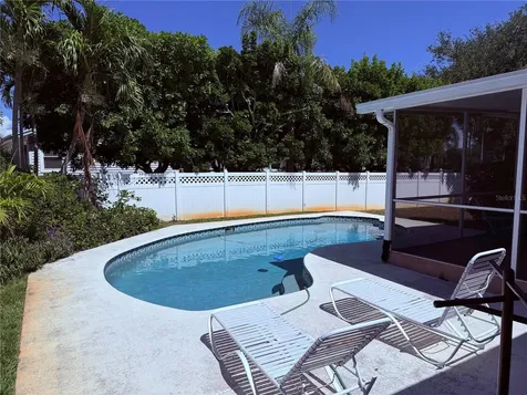 626 7th Avenue N Tierra Verde FL 33715