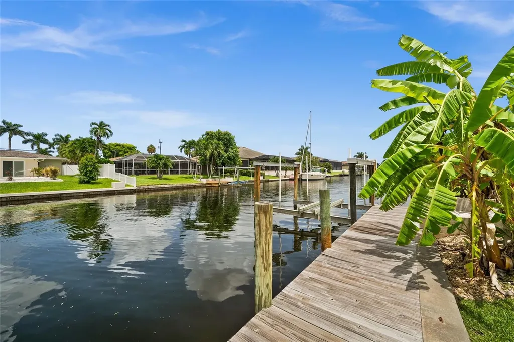 5122 SW 3rd Avenue Cape Coral FL 33914