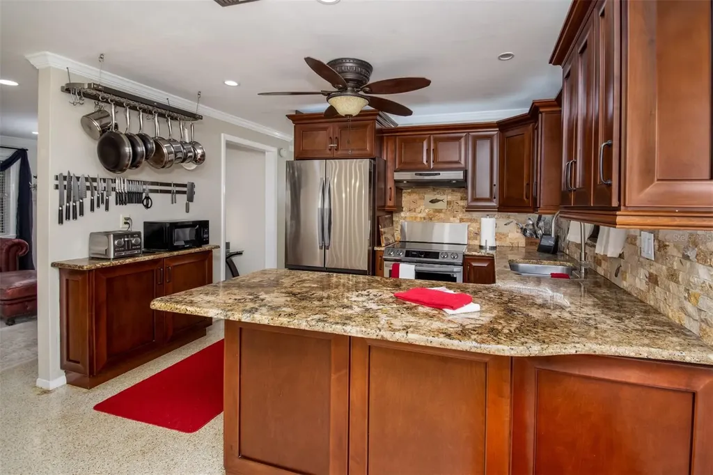 995 Emerson Drive Dunedin FL 34698