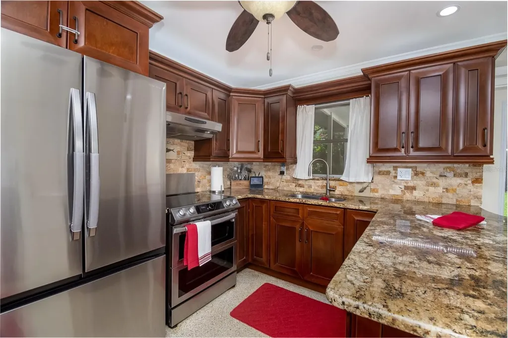 995 Emerson Drive Dunedin FL 34698