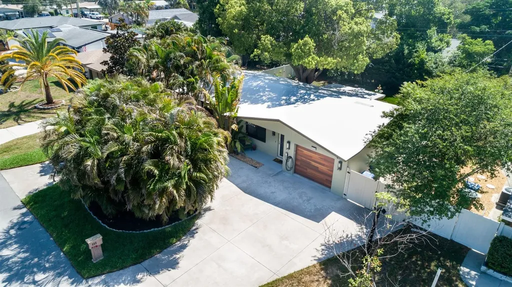 995 Emerson Drive Dunedin FL 34698