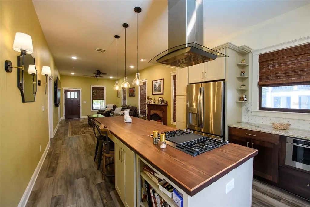 314 E Frances Avenue Tampa FL 33602