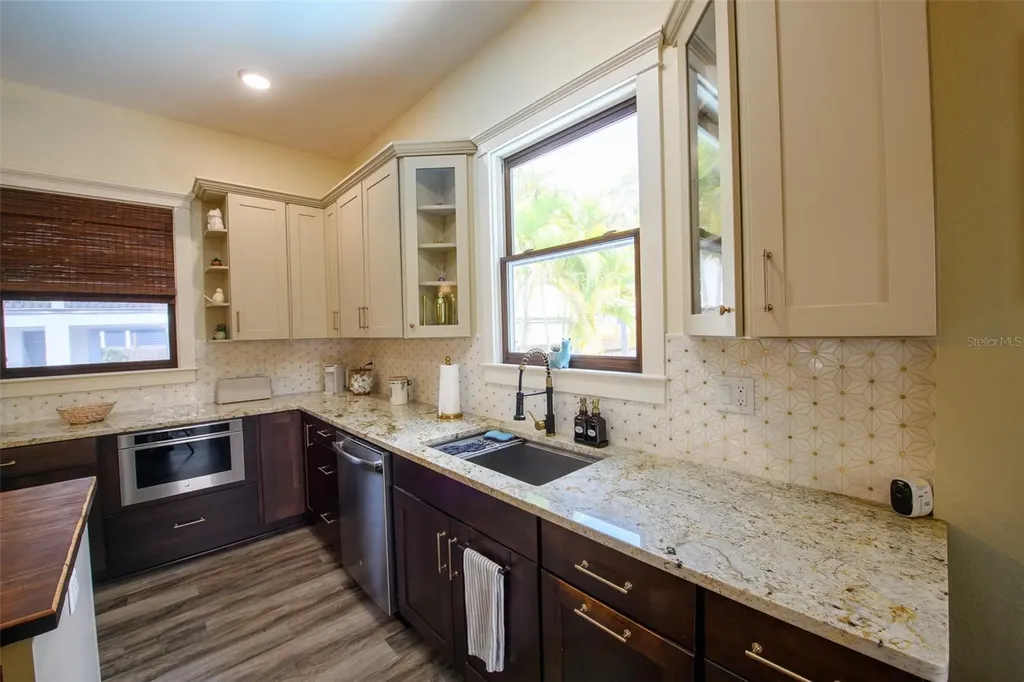 314 E Frances Avenue Tampa FL 33602