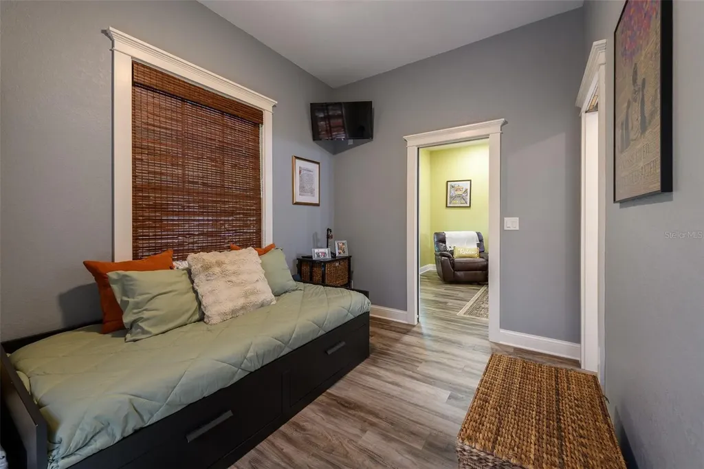 314 E Frances Avenue Tampa FL 33602