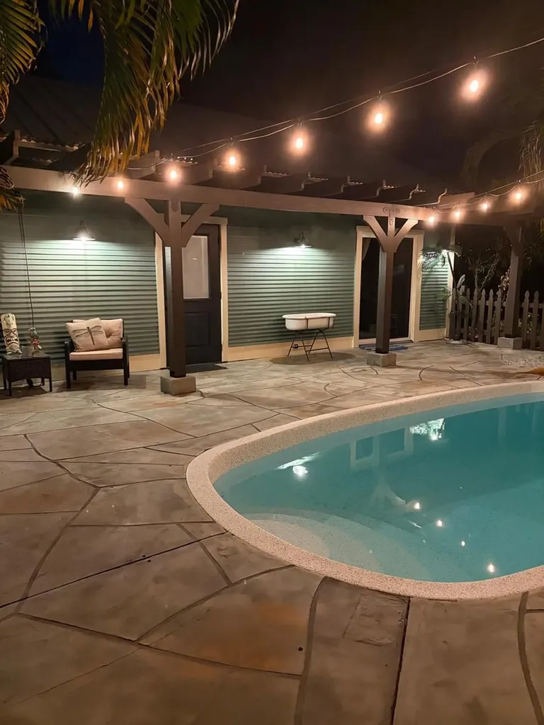 314 E Frances Avenue Tampa FL 33602