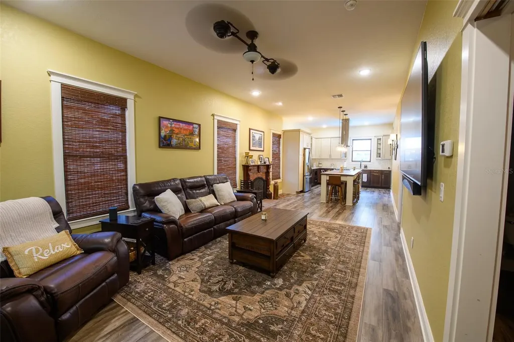 314 E Frances Avenue Tampa FL 33602