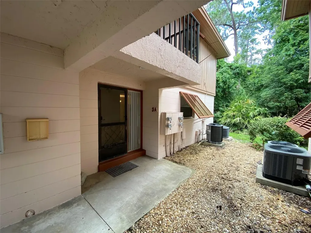 160 Live Oak Woods Court Deltona FL 32725
