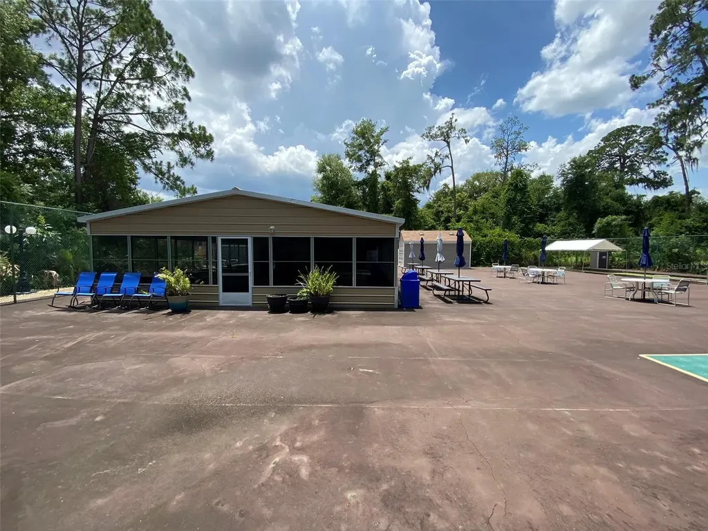 160 Live Oak Woods Court Deltona FL 32725