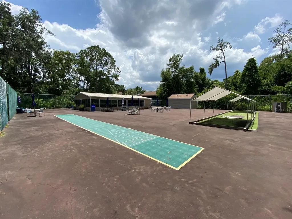 160 Live Oak Woods Court Deltona FL 32725