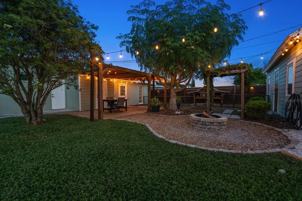 1333 Bayview Drive Clearwater FL 33756