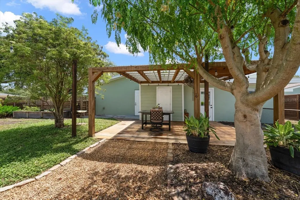 1333 Bayview Drive Clearwater FL 33756