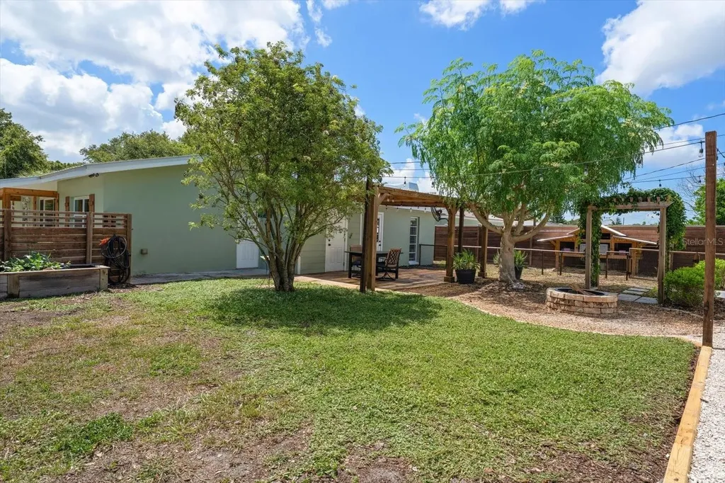 1333 Bayview Drive Clearwater FL 33756