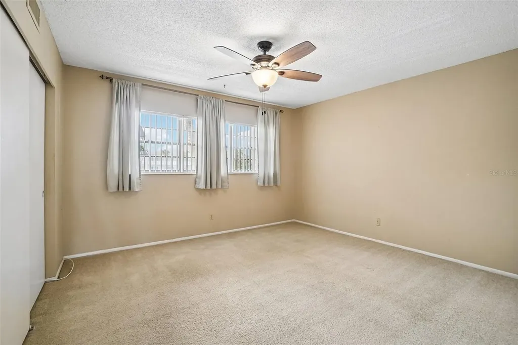 2402 Ecuadorian Way Clearwater FL 33763