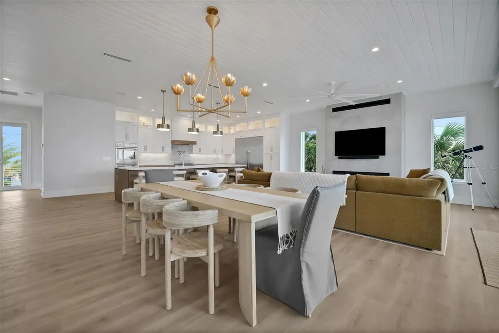 2214 N Central Avenue Flagler Beach FL 32136